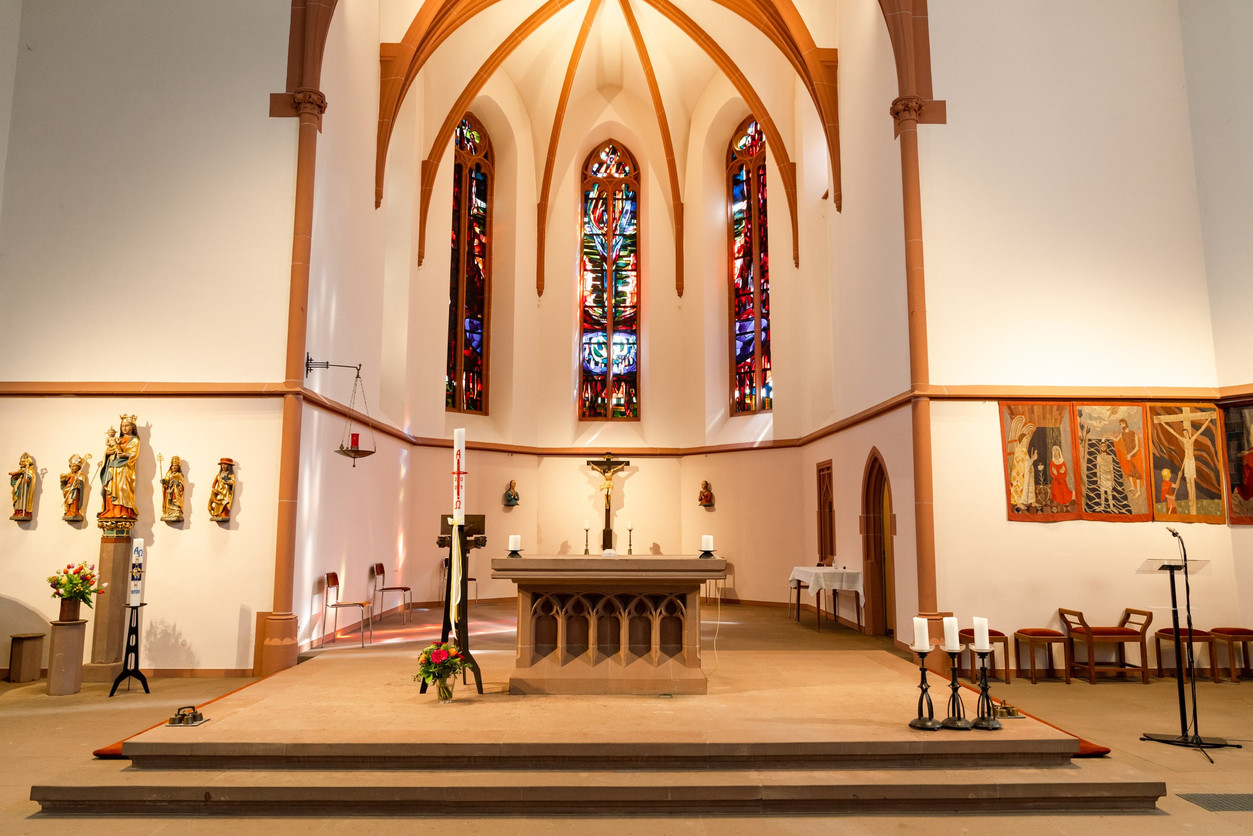 Impression aus der Kirche Herz Jesu Frankfurt