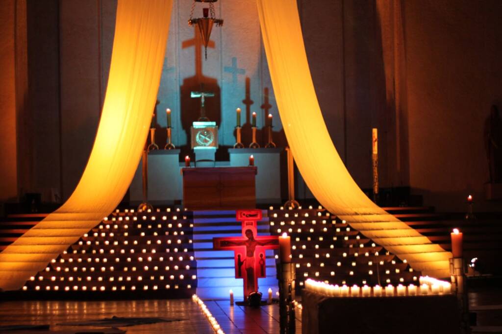 Taizégottesdienst in der Pfarrkirche St. Bonifatius Frankfurt – Eindruck 3